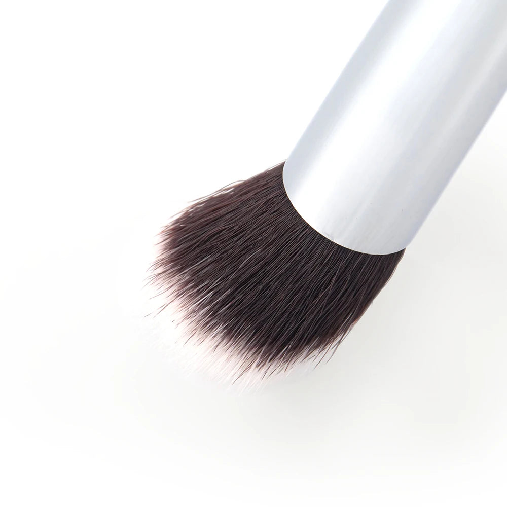 Accuracy Flat Angled for Powder & Bronzer Brush