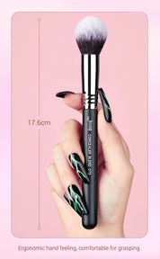 Tapered Concealer Blending Brush